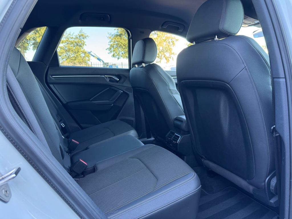 Audi Q3 45 tfsi e s edition * camera * matrix led * carplay