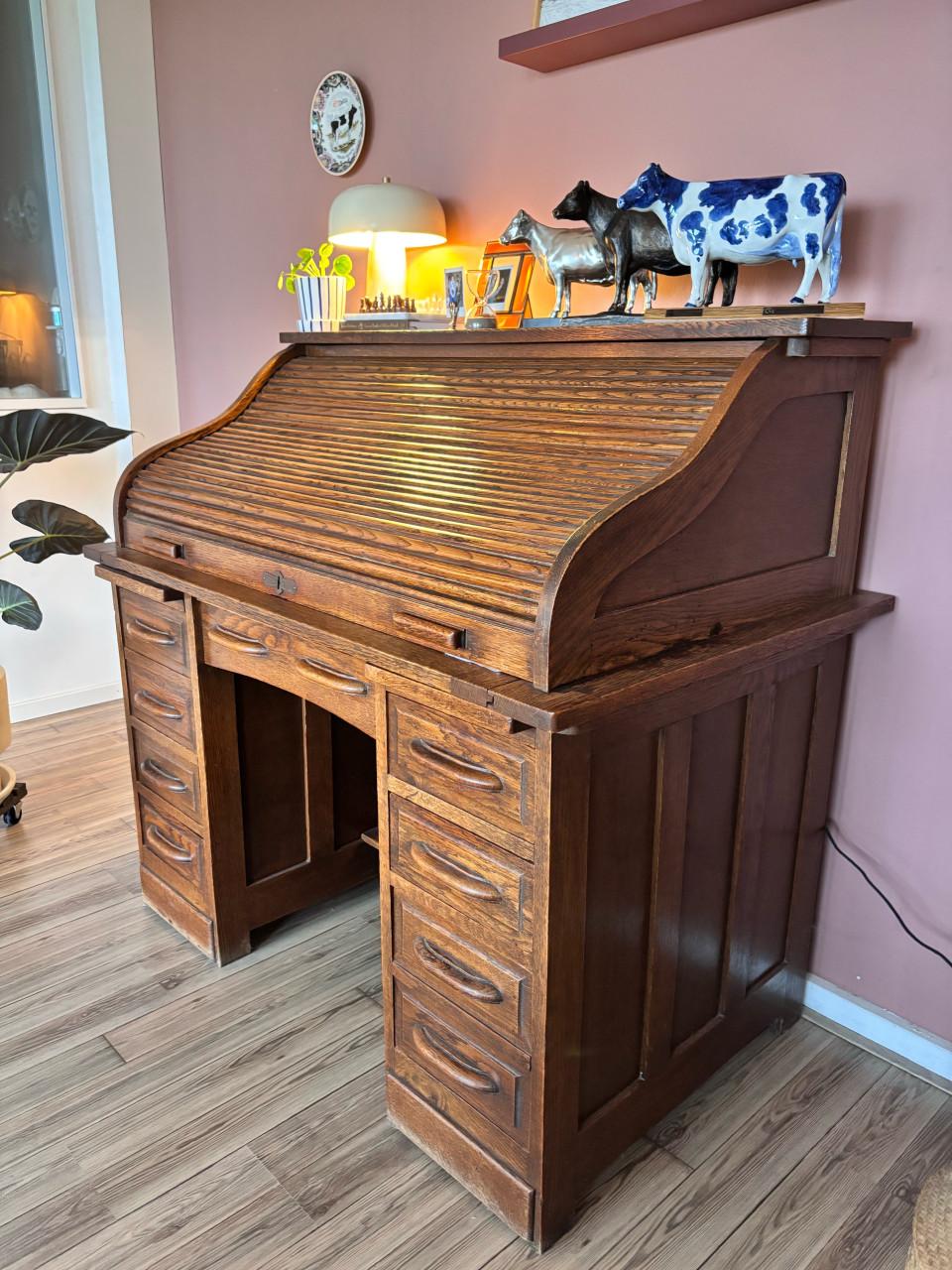 Vintage bureau