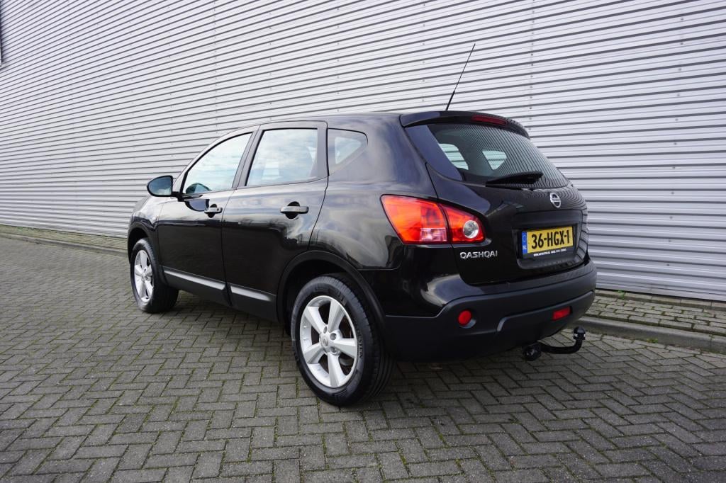 Nissan Qashqai 2.0 tekna climate / navi / cruise / camera / trekhaak / elek