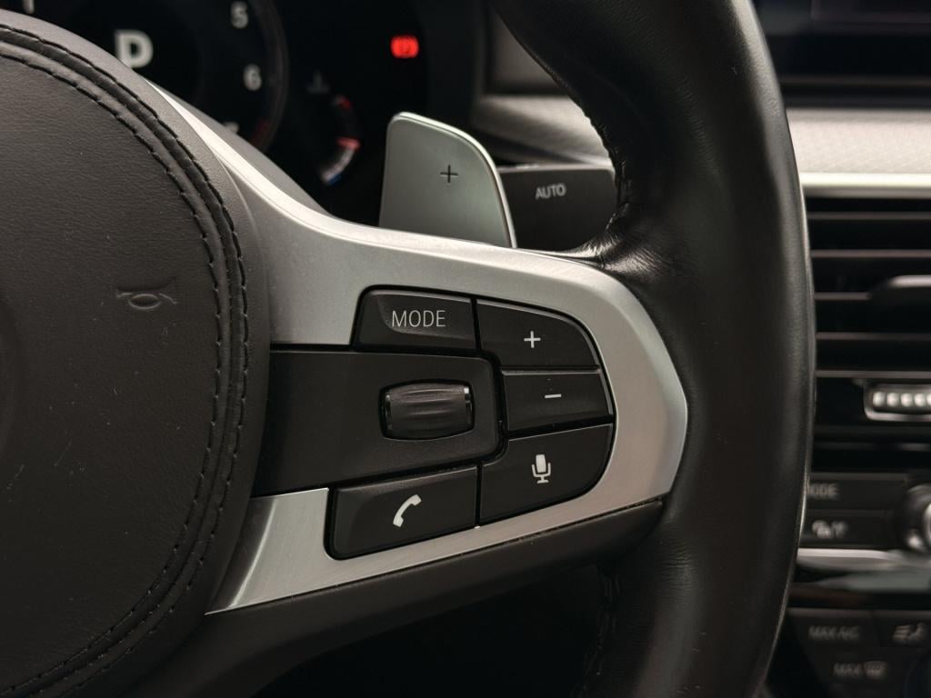 BMW 6 Serie gran turismo 640i high executive m-sport | harman / kardon | 36