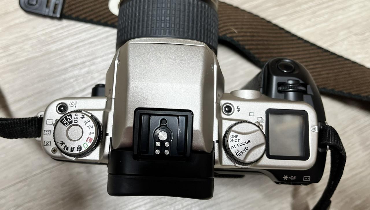 Analoge Spiegelreflex Canon EOS 50E (incl lens)