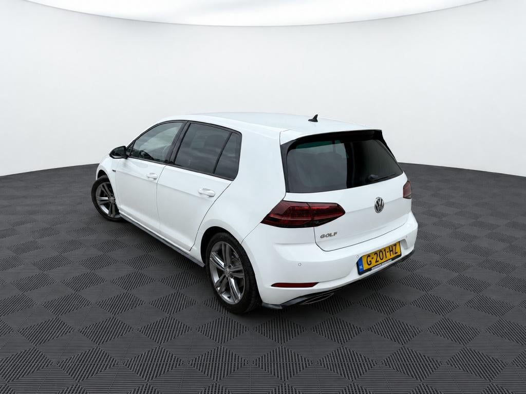 Volkswagen Golf 1.5 tsi highline business r