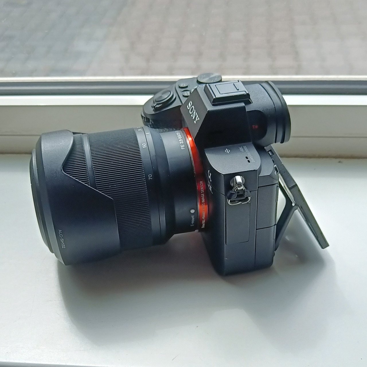 Sony A7 iii  incl. 18-200 zoomlens, 28-70 en smallrig