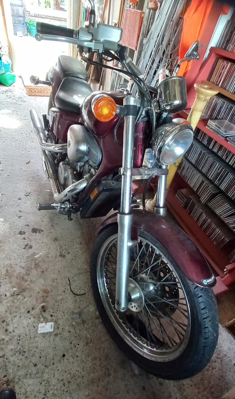 Honda VT 600