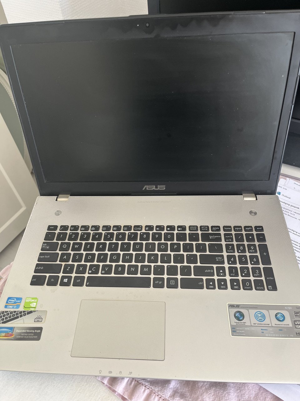4 laptops 1 koop