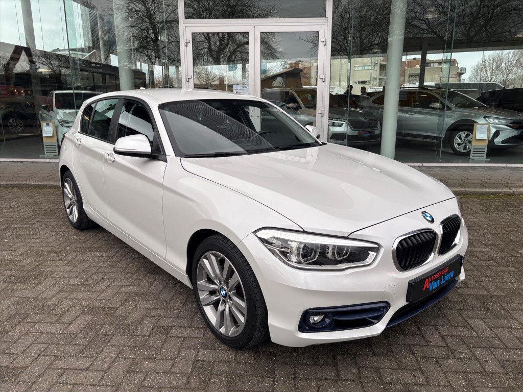 BMW 1 Serie (f20) 118i 136pk aut steptronic sport line | unieke km stand|ri