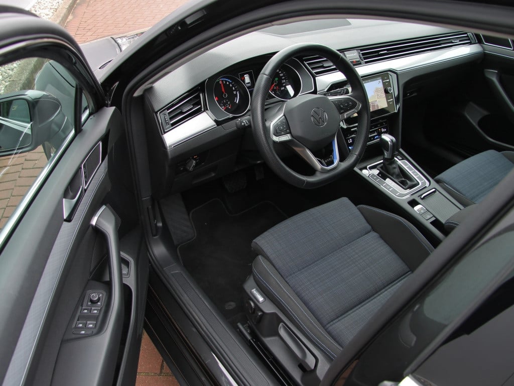 Volkswagen Passat variant 1.4 tsi phev gte 218pk | matrix led | camera