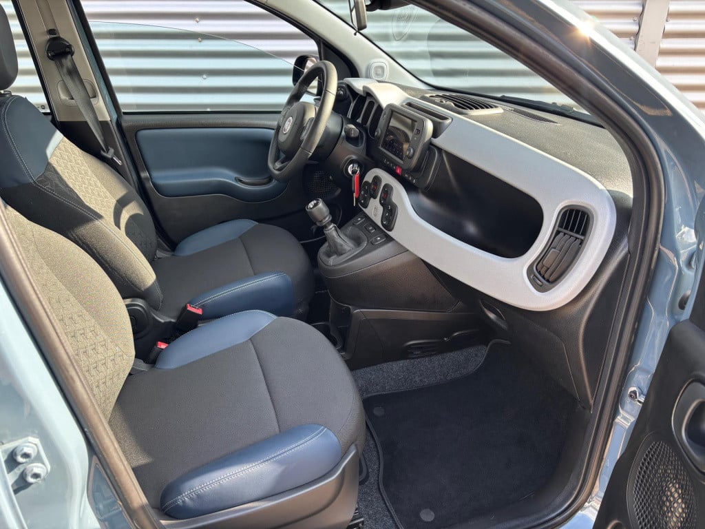 Fiat Panda 1.0 hybrid cross