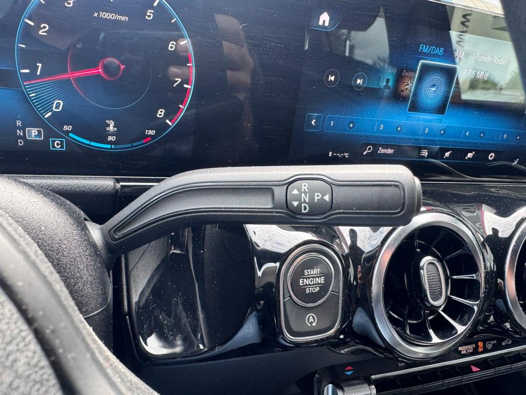 Mercedes-Benz Gla-klasse 180 business solution
