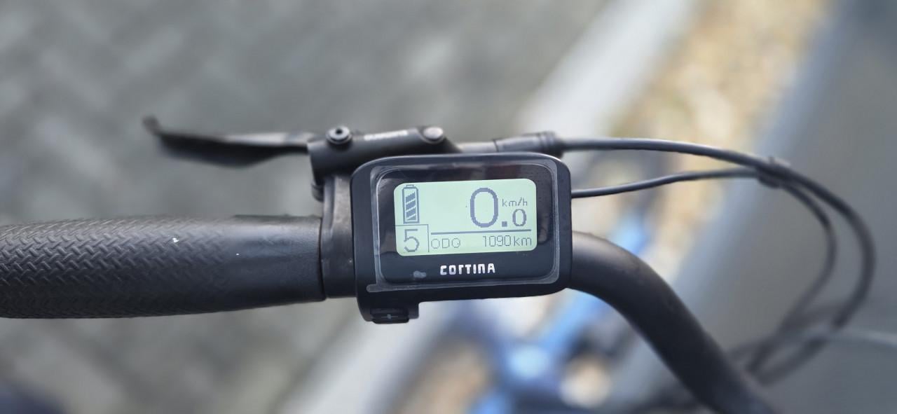 Cortina E-Foss+ Hybrid 750W accu 48cm