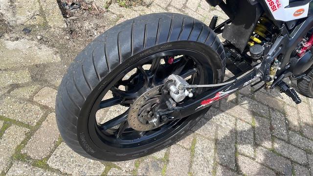 Schitterende aprilia sx/sf derbi senda mdl met yansuni stage 2 uitlaat