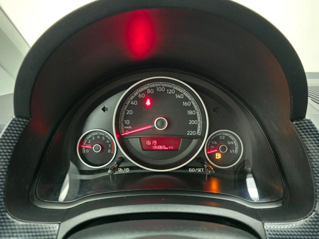 Volkswagen UP! occasion 1.0 bmt up! beats met bluetooth audio! | tweedehand