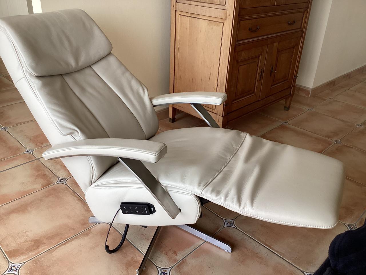 Prominent sta-op relax S100(3 motoren)Showroomstaat!NP6200 euro