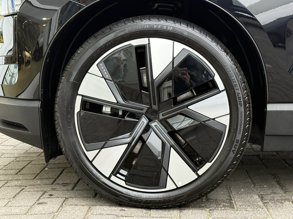 Volvo Ex30 nieuwprijs € 47.826 | extended range plus | climate | 20"