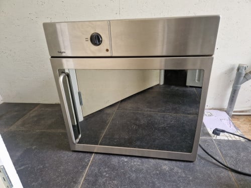 Oven