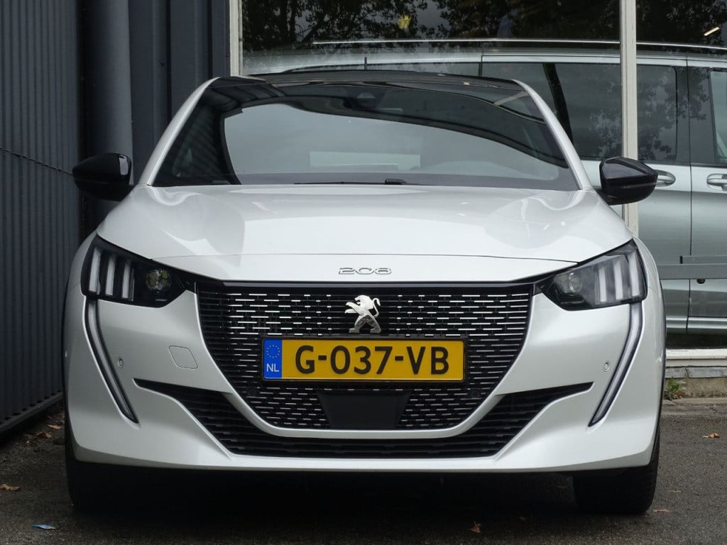 Peugeot 208 1.2 puretech gt-line automaat | pano | stoelverwarming