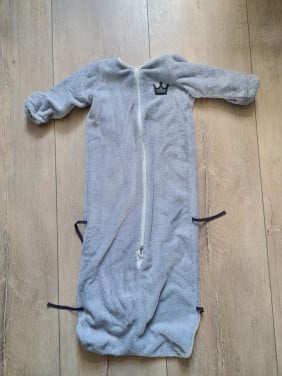 2x Puckababy slaapzakken