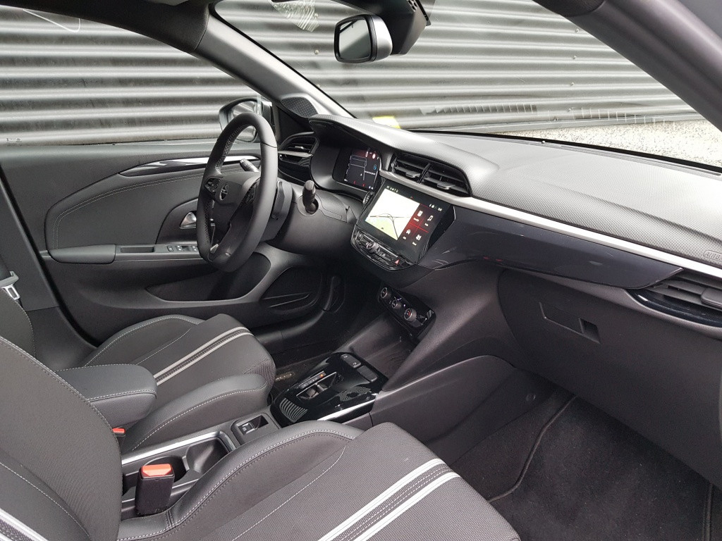 Opel Corsa 1.2 hybrid gs