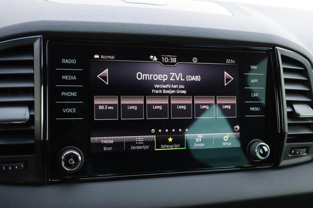 Skoda Karoq 1.5 tsi sportline business 150pk dsg7