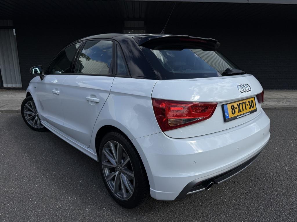 Audi A1 Sportback 1.2 tfsi - sline exterieur - nieuwe ketting -