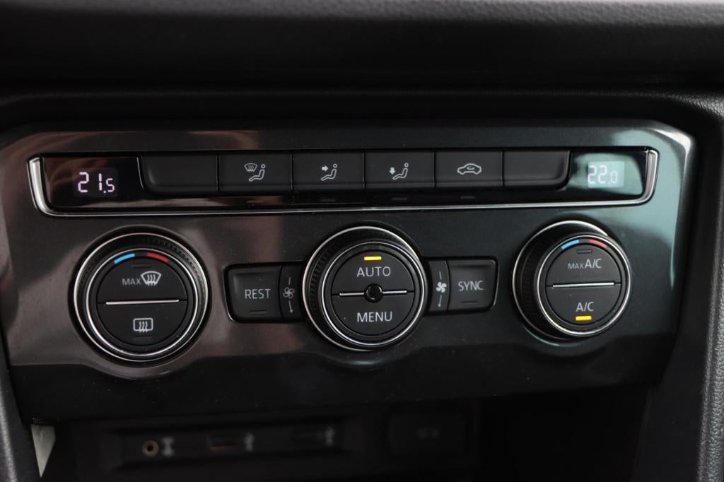 Volkswagen Tiguan 1.4 tsi comfortline business r 125pk