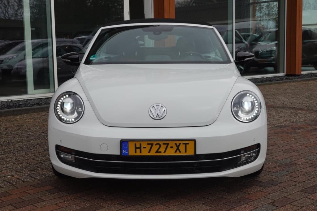 Volkswagen New Beetle cabriolet 1.4 tsi sport