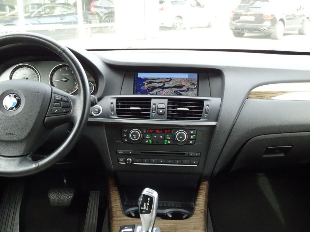 BMW X3 xdrive20i high executive | leder | stoelverwarming | el. trekhaak