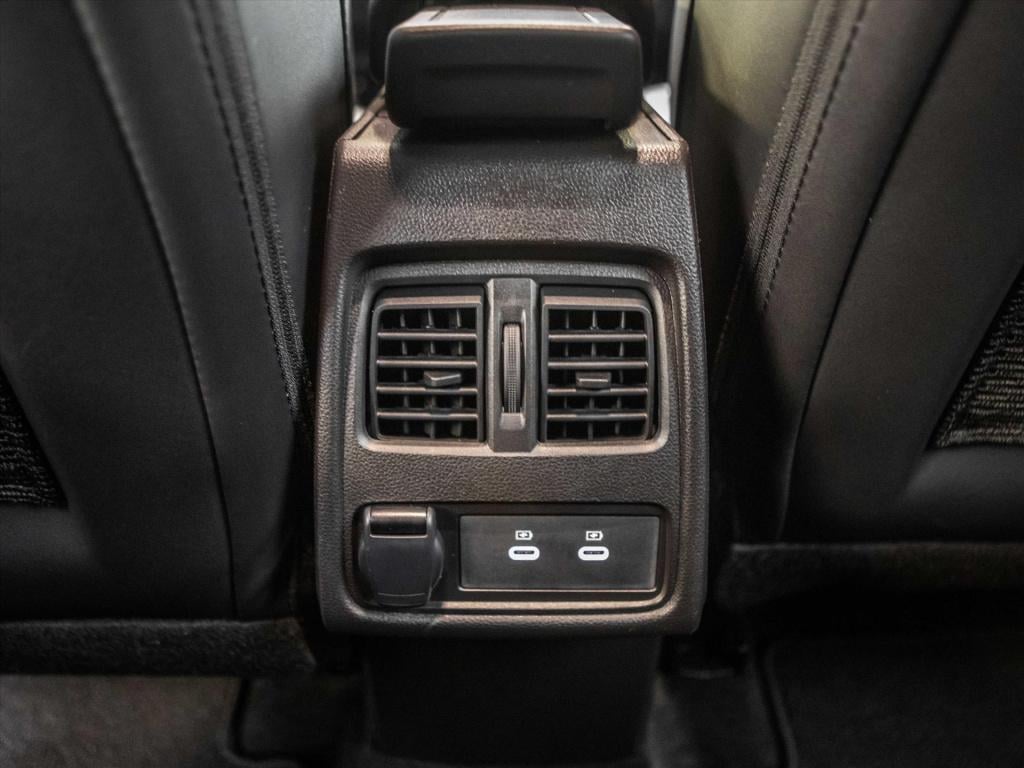 Renault Captur mild hybrid 160pk techno automaat | carplay | camera | park.