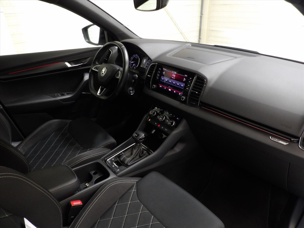 Skoda Karoq 1.5 tsi act greentech 150pk dsg-7 sportline business