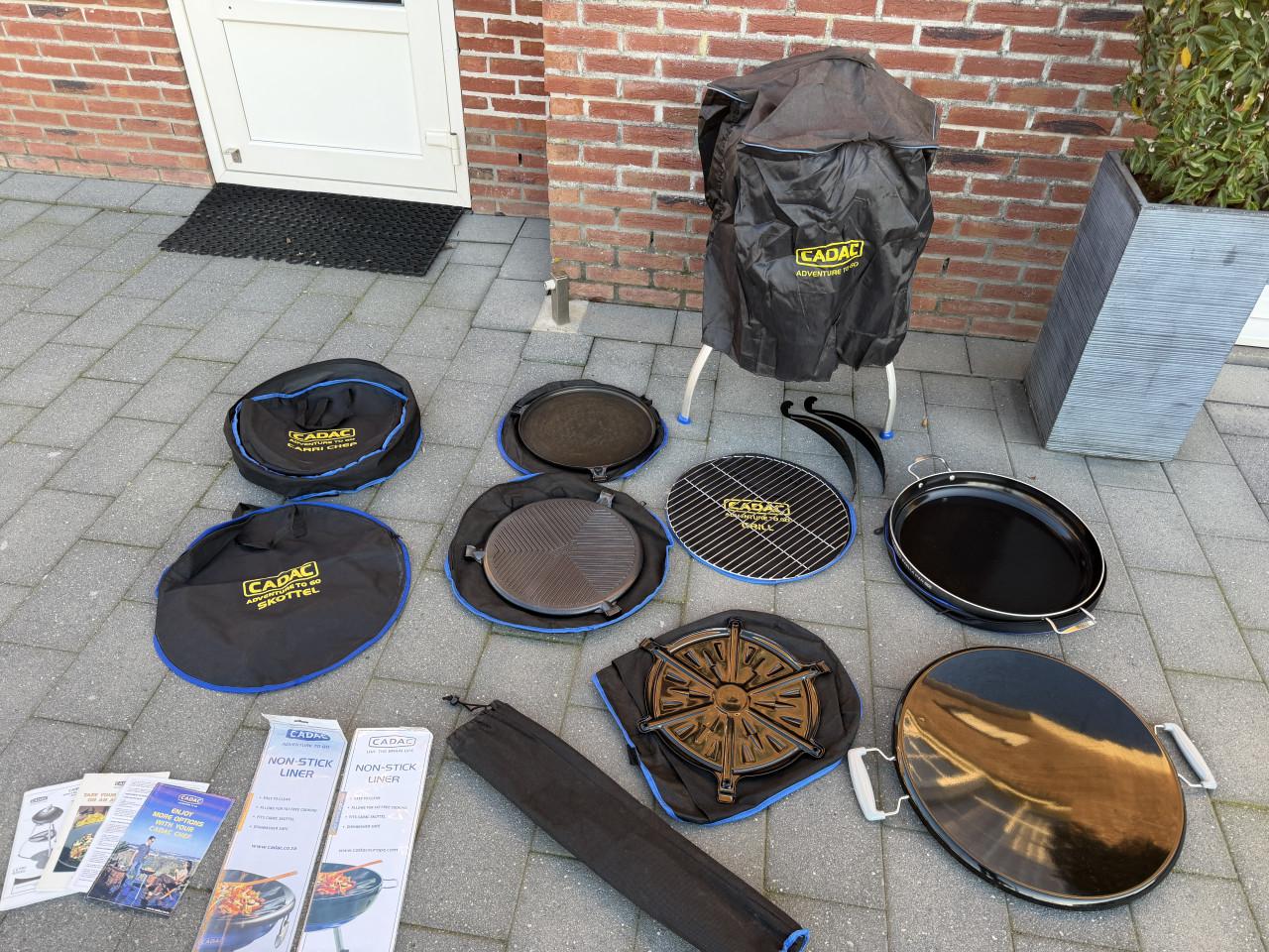 Cadac Adventure To Go 50 Skottelbraai met accessoires