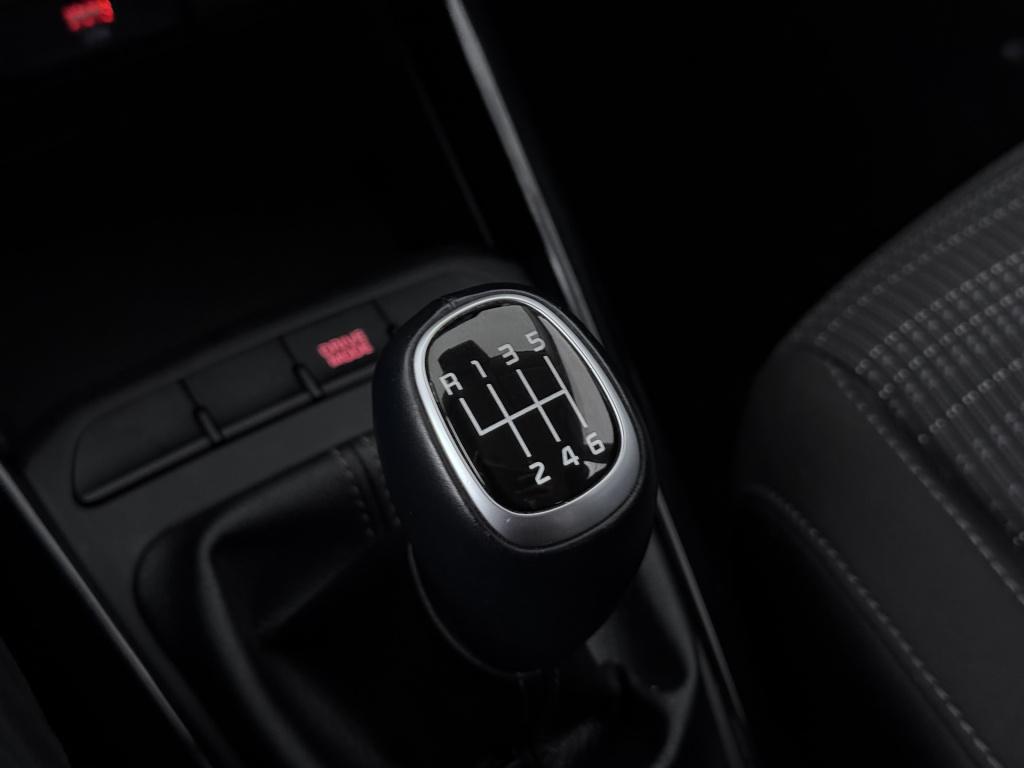 Kia Stonic 1.0 t-gdi mhev dynamicline | achteruitrijdcamera | climate contr