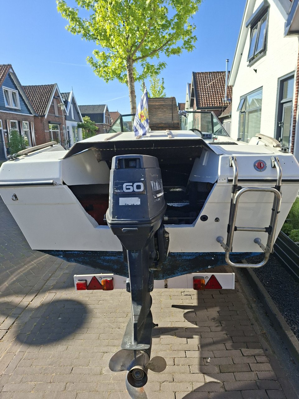 Te koop,  Beekman Pallas 520 inclusief trailer en 60PK Yamaha
