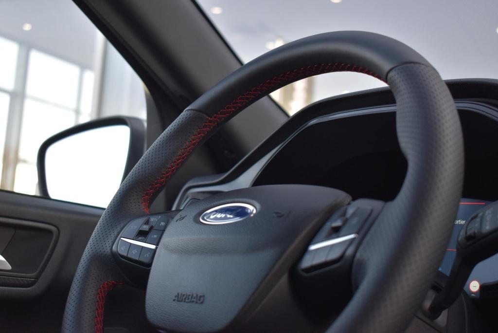 Ford Kuga 2.5 phev st-line | climate control | cruise control | winterpakke