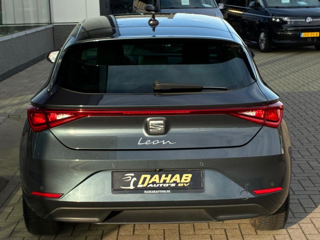Seat Leon 1.5 tsi | acc | navi | stoel/stuurverwarming | apple carplay | na