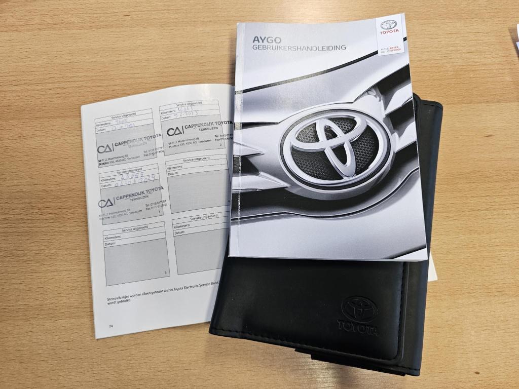 Toyota Aygo 1.0 vvt-i x-play limited