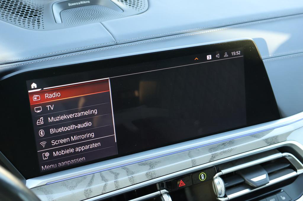 BMW X7 xdrive40i 6p. l 340 pk l panodak skylounge l laser l head-up l 3500 