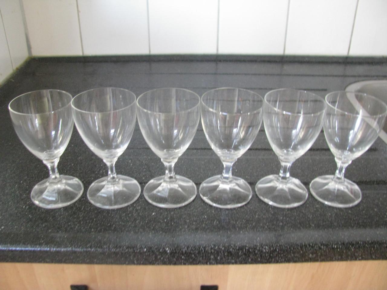 30 Delig Glasservies.