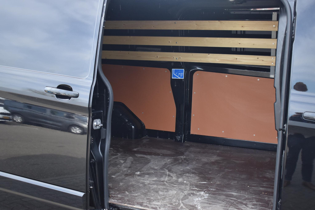 Ford Transit Custom 320 2.0 tdci l2h1 sport | automaat | 185 pk | lichtmeta