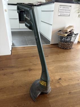 Gereserveerd Gratis grastrimmer van Black en Decker