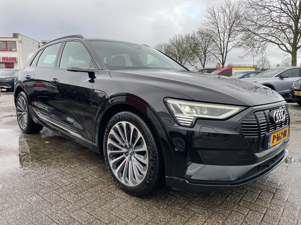 Audi E-tron 55 quattro 95 kwh s-line -full options-