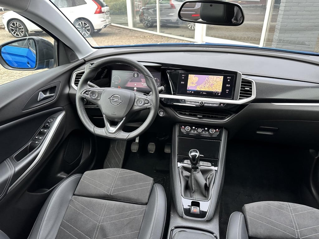 Opel Grandland 1.2 turbo gs line