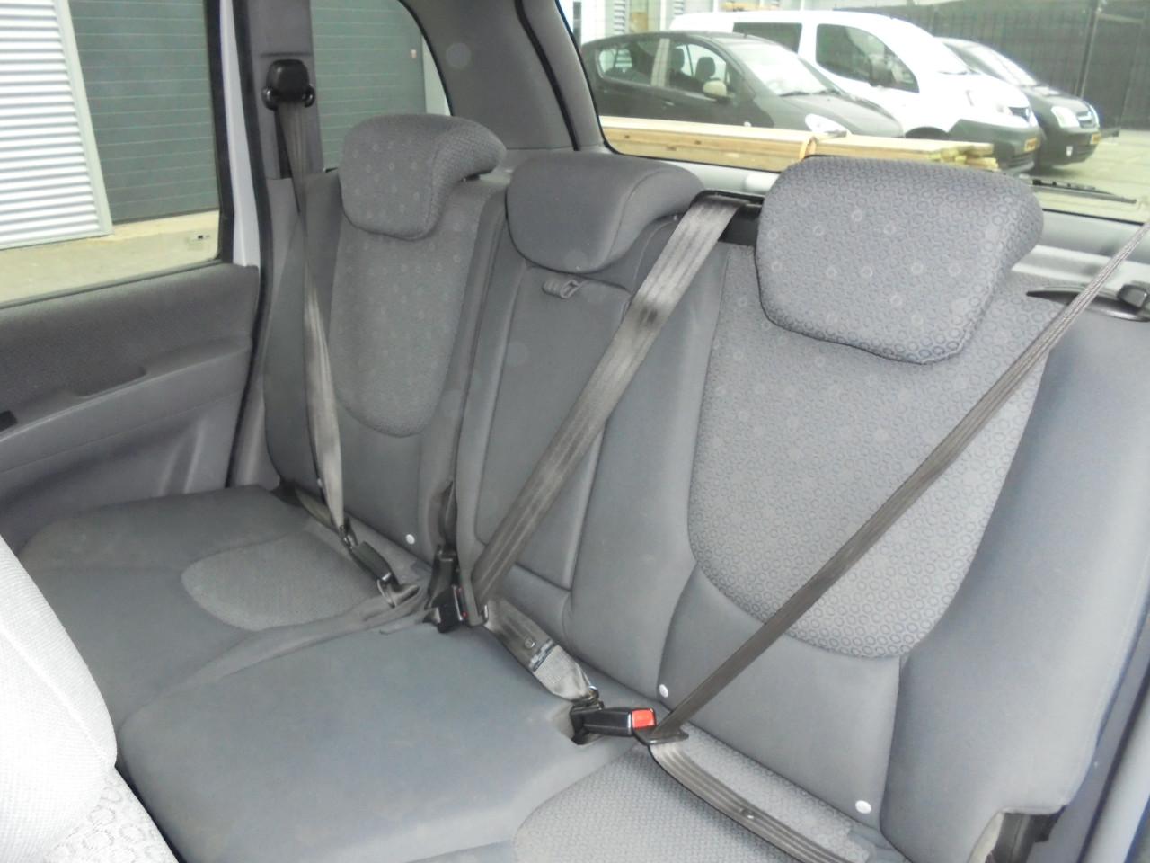 Matrix 1.6i Apk September 2026 nette auto 144.062 Km met N.A.P € 1695