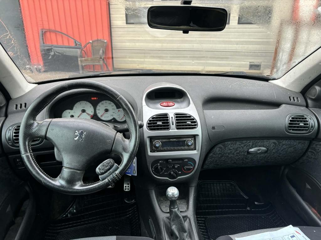 Peugeot 206 sw 1.6-16v quiksilver