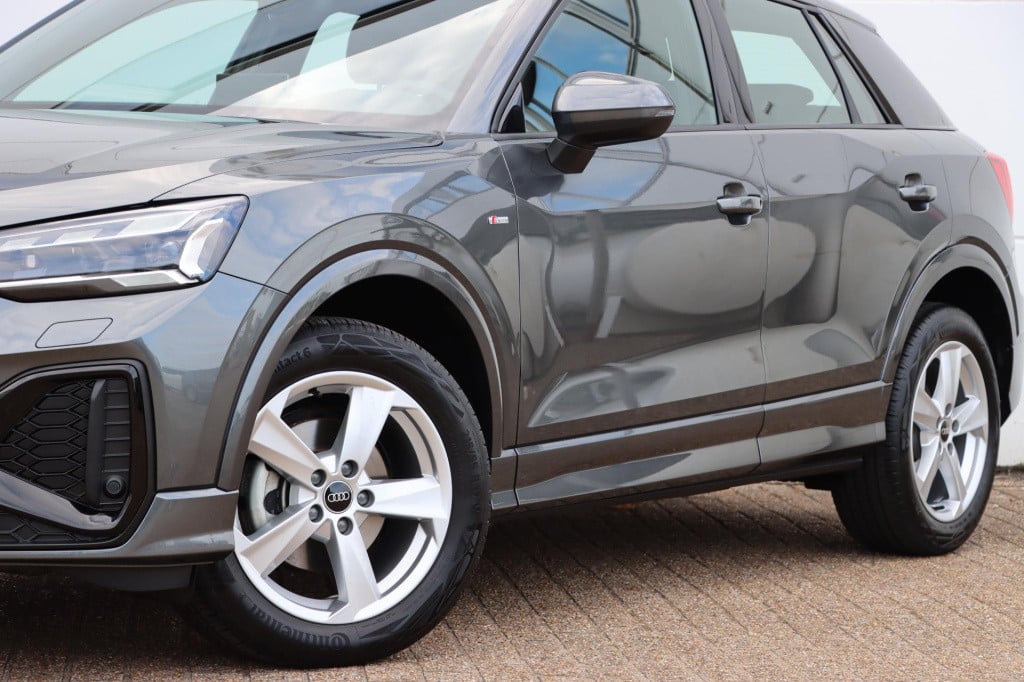 Audi Q2 35 tfsi s edition s-tronic