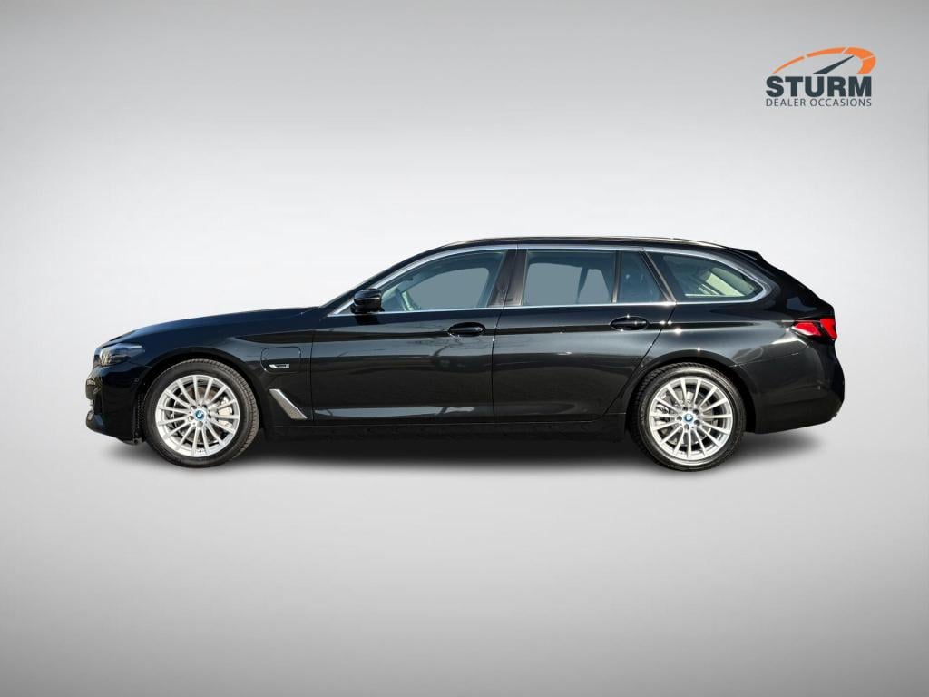 BMW 5 Serie touring 530e xdrive business edition plus soh 98% nl-auto!