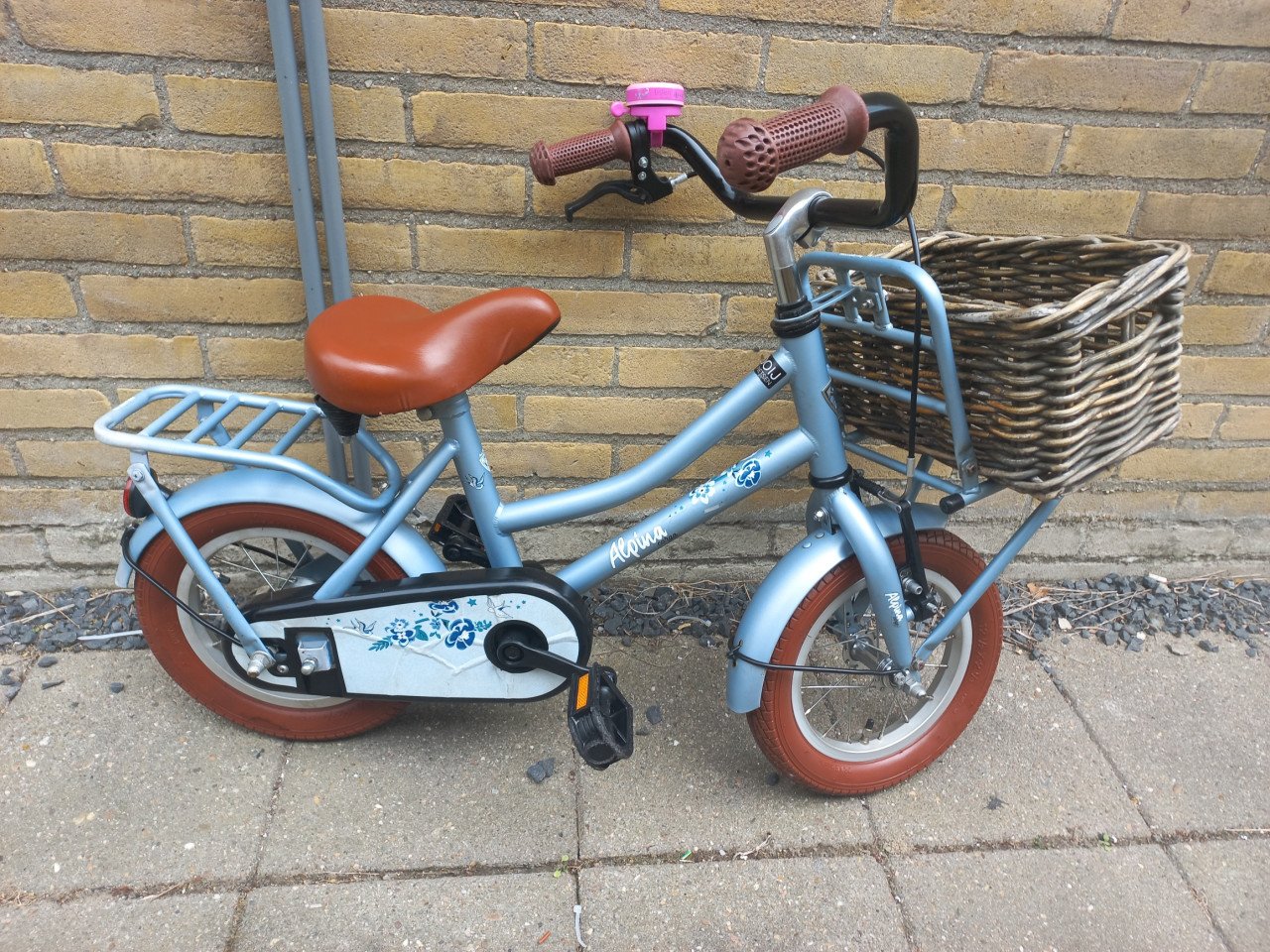 Te koop 12 inch meisjesfiets