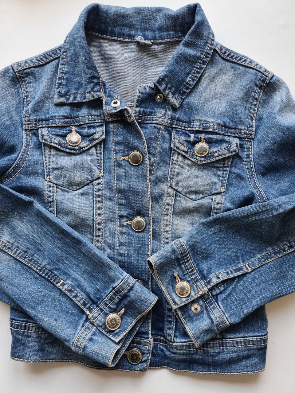 Spijkerstof jasje van Zara Maat 122-128