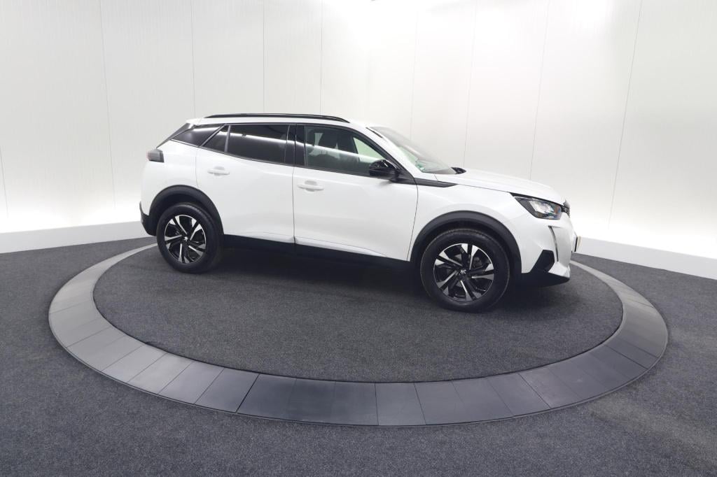 Peugeot 2008 puretech 130 eat8 allure | camera | navigatie | parkeersensore