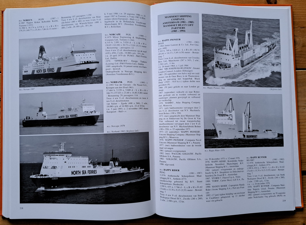 NEDLLOYD 25 JAAR MARITIEM - GJ de Boer - 1995