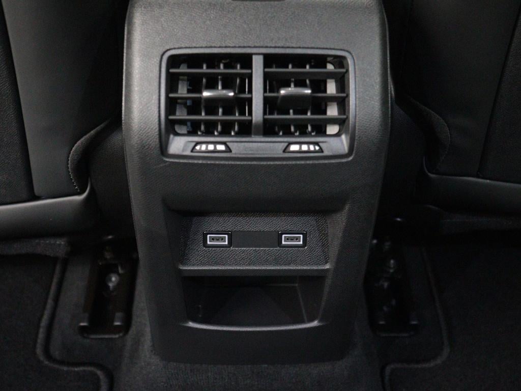 Ds Ds 4 130pk automaat trocadero | navigatie + head-up display | proximity 